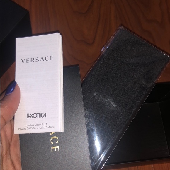 Sunglasses - Picture 7 of 7